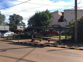 OBERÁ: Nueva parada de colectivo sobre la calle Río Negro y Azcuénaga