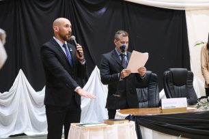 Pablo Hassan asumió nuevamente como Intendente de Oberá, resaltó como prioridades empleo, seguridad, servicios eficientes, salud y educación.