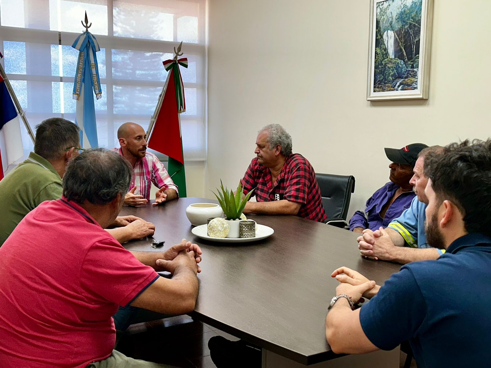 Los empleados municipales de Oberá acordaron aumento salarial de 15%