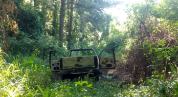 Se hallaron restos óseos humanos en la camioneta calcinada encontrada en Wanda
