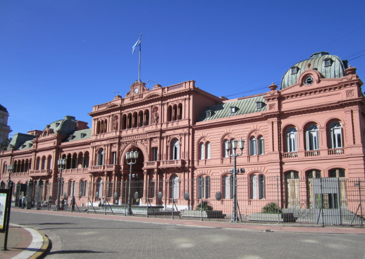 Se elimino la jubilación de privilegios para presidentes y vice presidentes con la Ley Ómnibus