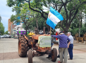 Yerbateros de Misiones planean llevar sus reclamos con tractores a Buenos Aires