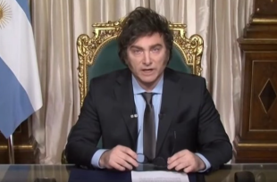 La Justicia revocó la reforma laboral del DNU de Javier Milei