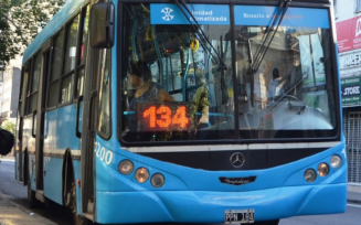 Gobierno quita subsidios a empresas de transporte de las provincias y libera precios del colectivo