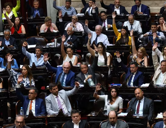 Qué se aprobó de la ley ómnibus