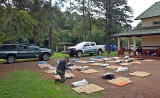 Gendarmería decomisó más de 500 kilos de marihuana en un monte de Puerto Esperanza