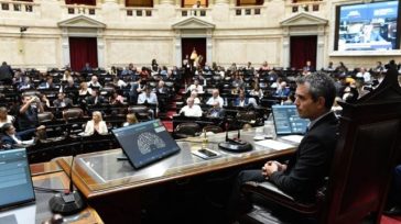 Diputados aprobó en general la Ley Ómnibus y se pasó al martes el debate de los artículos