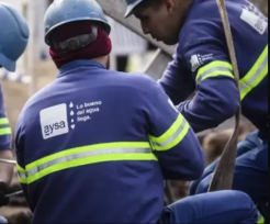 300 despidos en Aysa, los trabajadores anunciaron un paro ante la situación