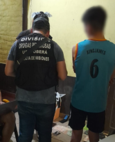 La Policía secuestró droga en un inquilinato donde se presume funcionaría un kiosko narco