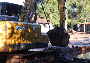 Avanzan las obras en B° Tres Esquinas y se amplían las zonas de trabajo