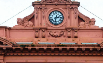 Presentaron en el Congreso el proyecto para cambiar la hora en el país