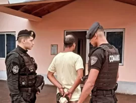 Un hombre fue detenido por exhibirse y tocarse frente a una escuela en Oberá