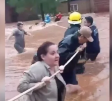 Rutas cortadas por desbordes de arroyos y hay familias evacuadas en Misiones por las lluvias