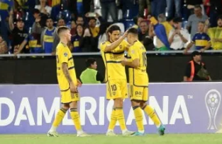 Boca ganó por 2-1 a Sportivo Trinidense de Paraguay
