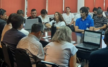 El Gobierno provincial llegó a un acuerdo con gremios docentes tras mesa salarial