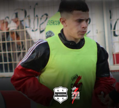 Con 14 años Mateo Apolonio es el jugador más joven en debutar en el fútbol argentino