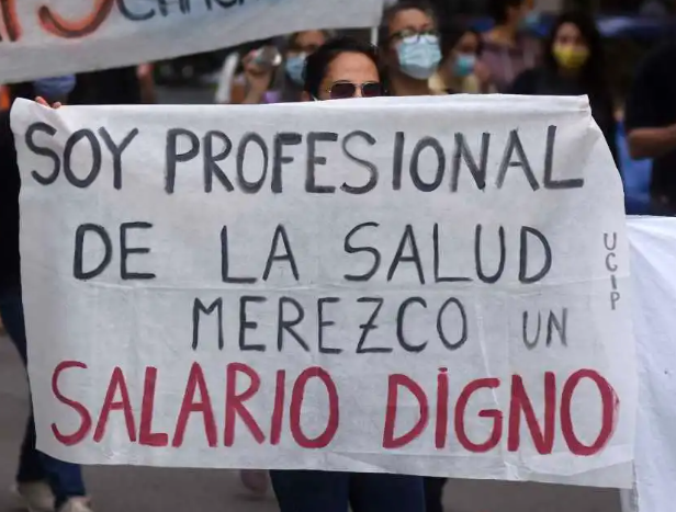 El Gobierno de Misiones acordó un aumento salarial con el personal de salud pública