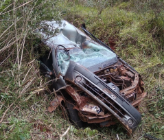 Automovilista con suerte resultó ileso tras despistar gravemente sobre ruta provincial N° 6