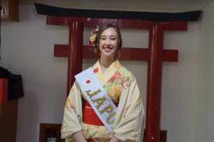 OBERÁ: La colectividad Japonesa presentó a su nueva soberana, Laura Scherer Suto es la nueva Reina