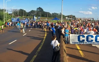 Cortes de rutas en varias rutas en los accesos de Garupá, Eldorado, Apóstoles, Colonia Victoria, Montecarlo y Oberá