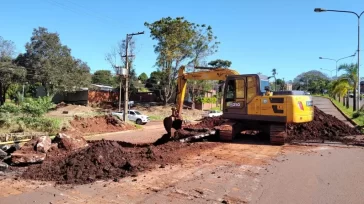 Avanza la reconstrucción del acueducto de Avenida de las Américas en Oberá