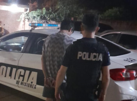 OBERÁ: Un hombre fue detenido cuando amenazaba con lastimarse con un vidrio y resistirse a la autoridad