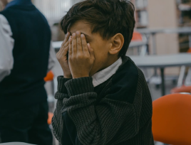 Una docente reconoció los signos de abuso y denuncio al padrastro de un alumno que sufría golpes