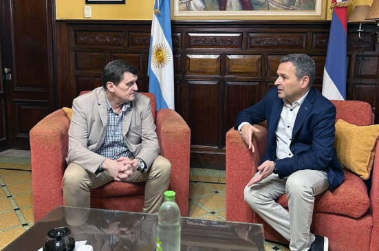 El Gobierno de Misiones y el Banco Macro lanzan un nuevo plan de desendeudamiento para estatales