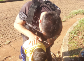 Efectivos de la Dirección Agrupación Motorizada asistieron a un niño que no podía respirar