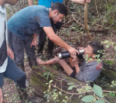 Un hombre con retraso madurativo fue rescatado por la Policía, estuvo perdido una semana en el monte