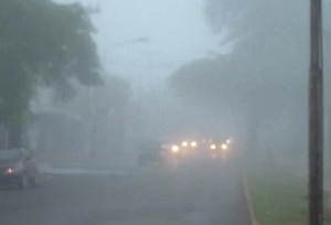 Densa neblina en distintos caminos y rutas de Misiones, circular con precaución