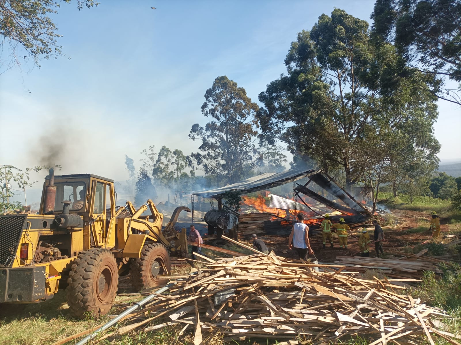Se incendio un Secadero en Los Helechos y un Aserradero en Colonia Alberdi registraron solo daños materiales