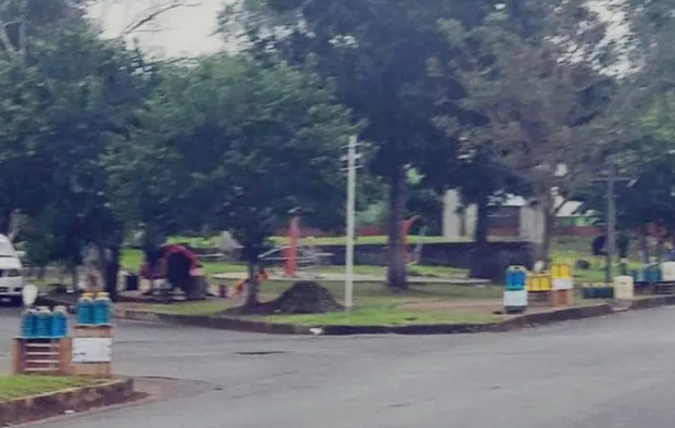 Se vuelve a ver reventas de combustible en las calles de Encarnación