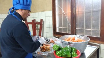 Detrás del Oficio: Las manos que alimentan a vecinos de Oberá