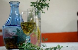 Caña con ruda: por qué se Toma el 1° de agosto