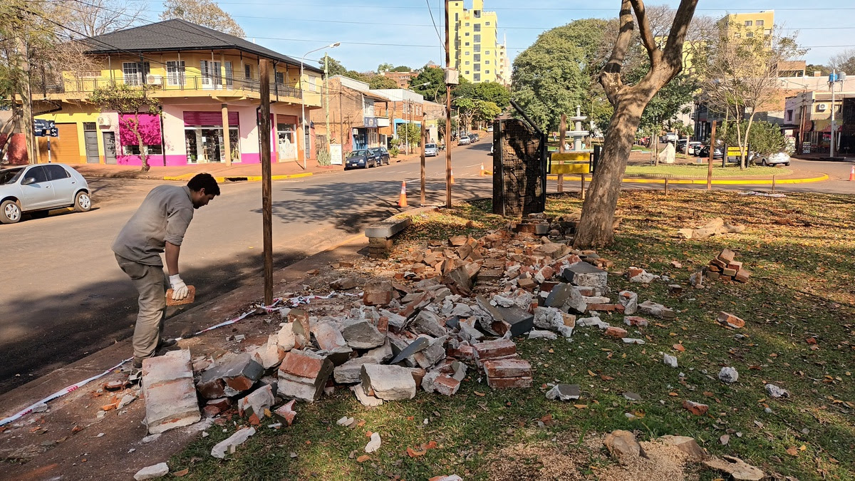 OBERÁ: Mejoras y puesta en valor de plazoleta Brasil