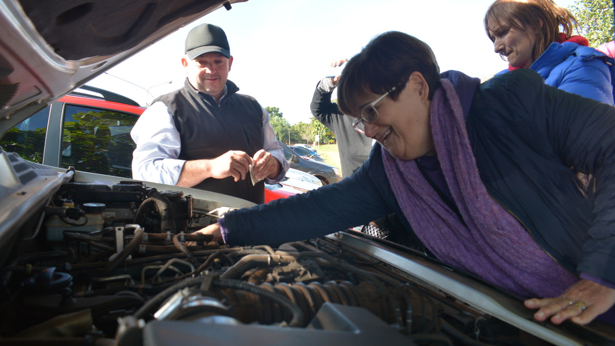 OBERÁ: Mujeres recibieron conocimientos de control básico del automotor