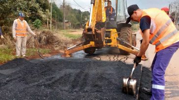 OBERÁ: Avanza la construcción de sendas sobre elevadas en calle Río Cuarto