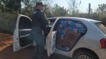 Gendarmería detiene vehículos cargados de cigarrillos