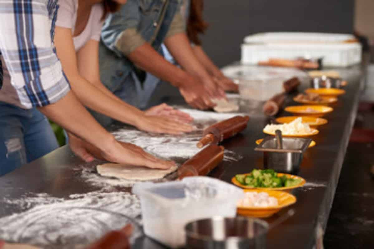 OBERÁ: Taller de pizzas, «Sabor y Tradición» en el CIC del Schuster
