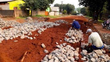 Obras Públicas: Completan empedrado para unir barrios en Oberá