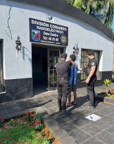 OBERA: Un joven armando con un cuchillo fue detenido por una patrulla del Comando