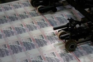 El BCRA rescinde un contrato y se detiene la producción de billetes en Casa de Moneda