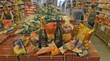 Fiestas más caras: la canasta navideña se disparó casi 90% en un año