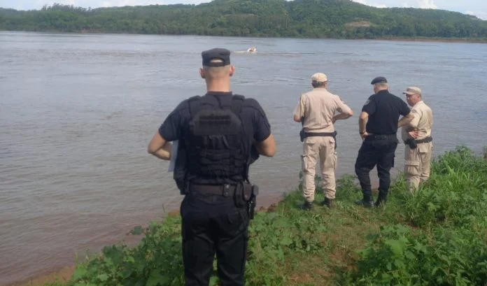 Un joven se tiró al río Uruguay para refrescarse y desapareció
