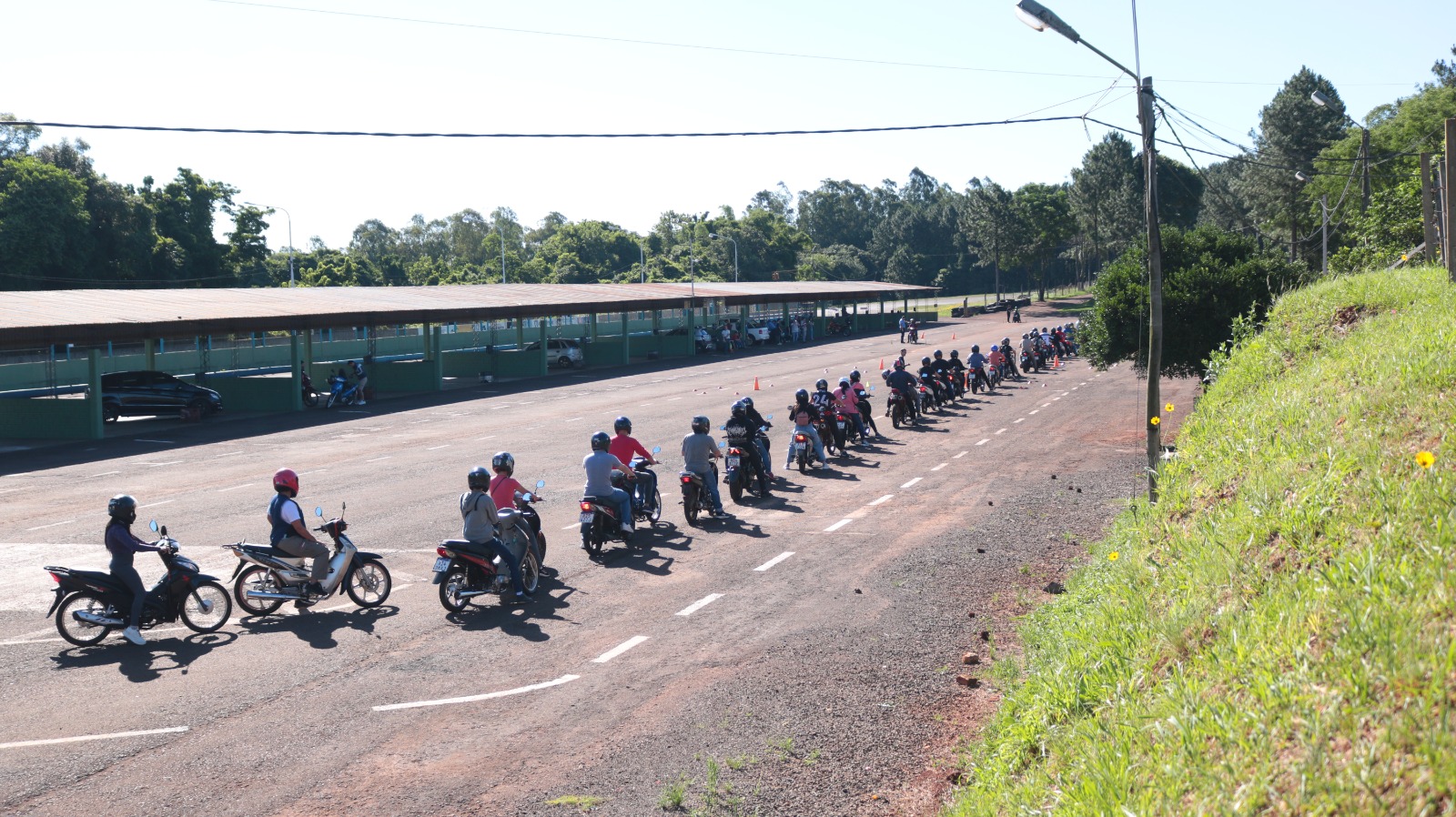60 motociclistas de nuestro municipio se capacitaron en manejo seguro