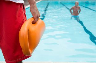 Convocatoria a guardavidas