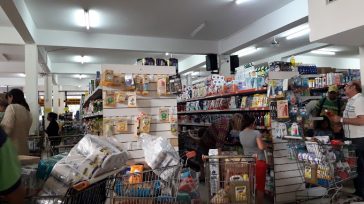 Fuerte caída del consumo masivo durante el primer año