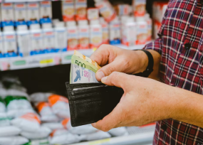 El Gobierno nacional aumentó el salario mínimo, vital y móvil, a partir de enero de 2025 será de 286 mil pesos