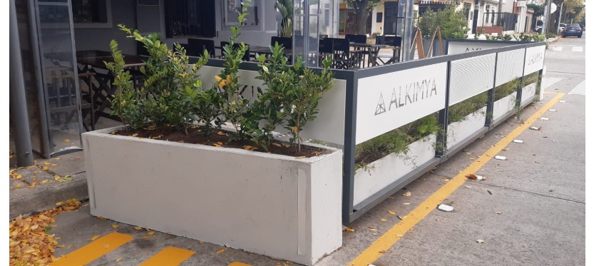 Comercios de Oberá comenzaron a instalar parklet